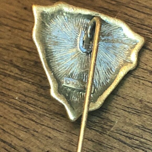 Vintage Monet Green Emblem Gold Tone Stick Pin - Picture 4 of 4